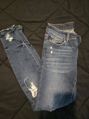Judy Blue Dark Blue Skinny Distressed Jeans